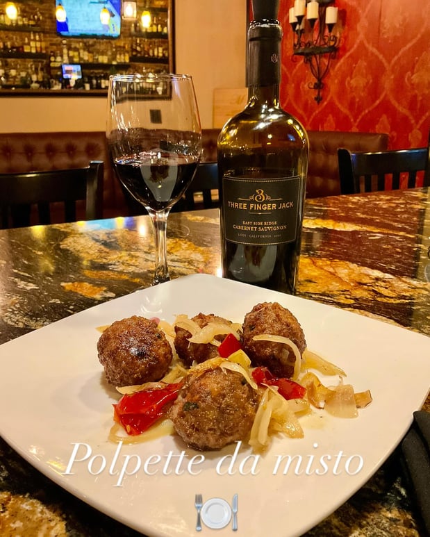 Images Misto Restaurant and Bar
