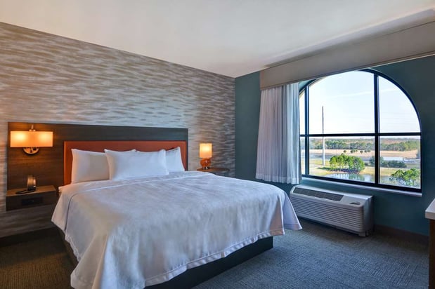 Images Home2 Suites by Hilton Orlando at FLAMINGO CROSSINGS Town Center