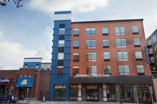 Images Hampton Inn & Suites Downtown St. Paul