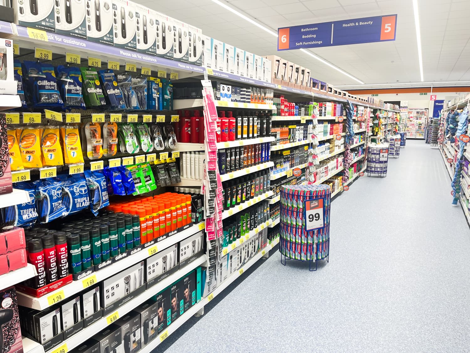 Images B&M Store