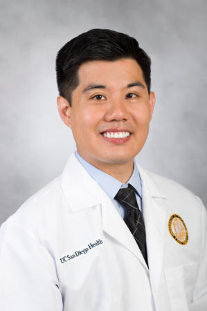 Images Paul J. Kim, MD