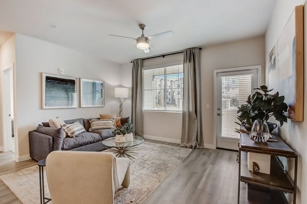 Images Ascend at Longbow Highpoint