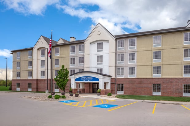 Images Candlewood Suites Omaha Airport by IHG