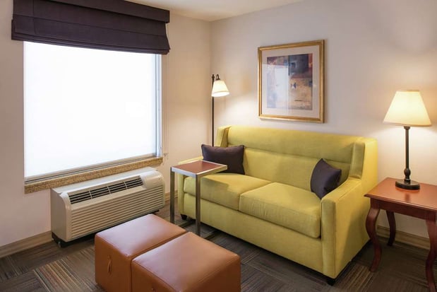 Images Hampton Inn & Suites Rifle
