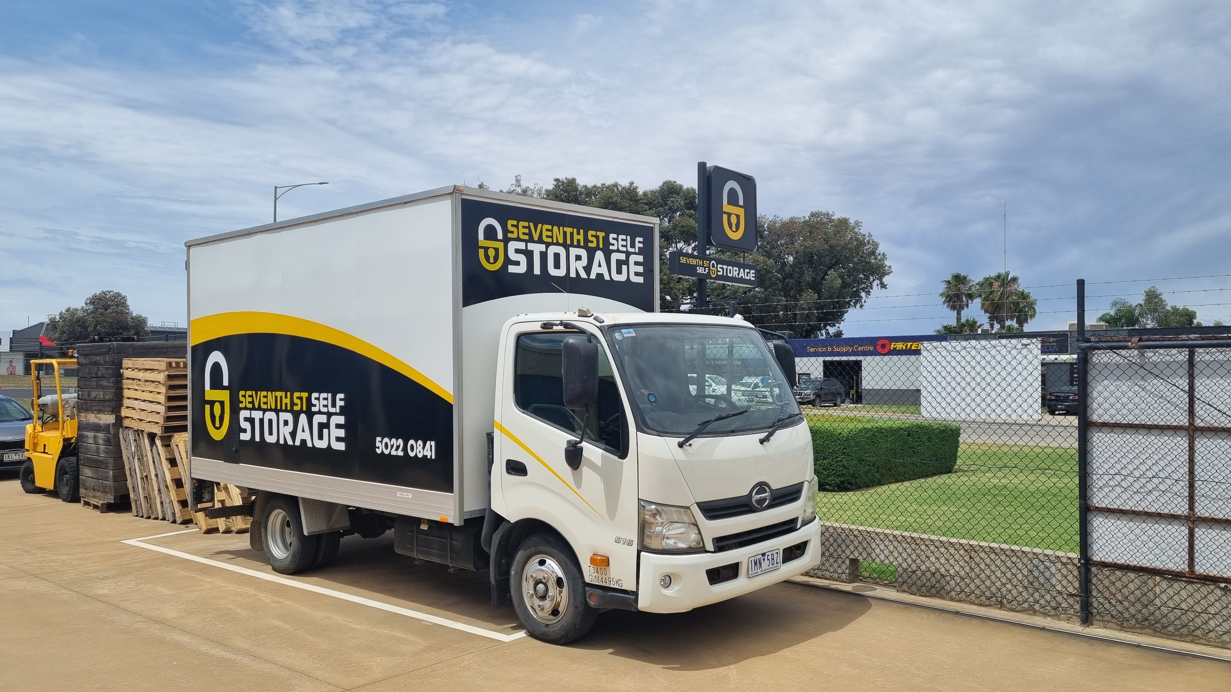 Images Seventh Street Self Storage