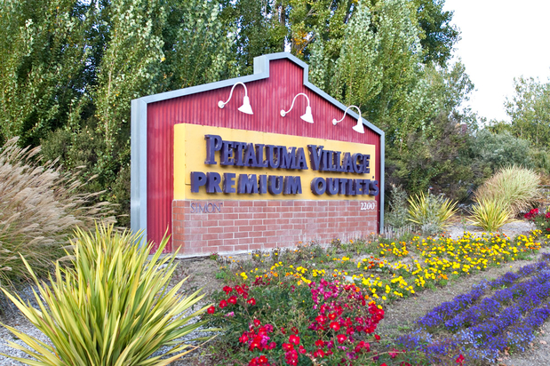 Images Petaluma Village Premium Outlets
