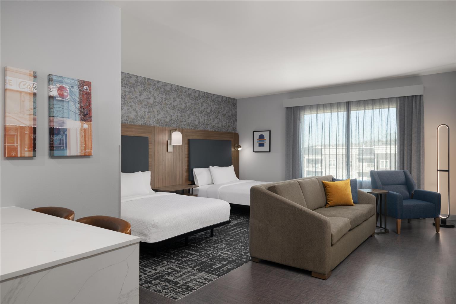 Guest room