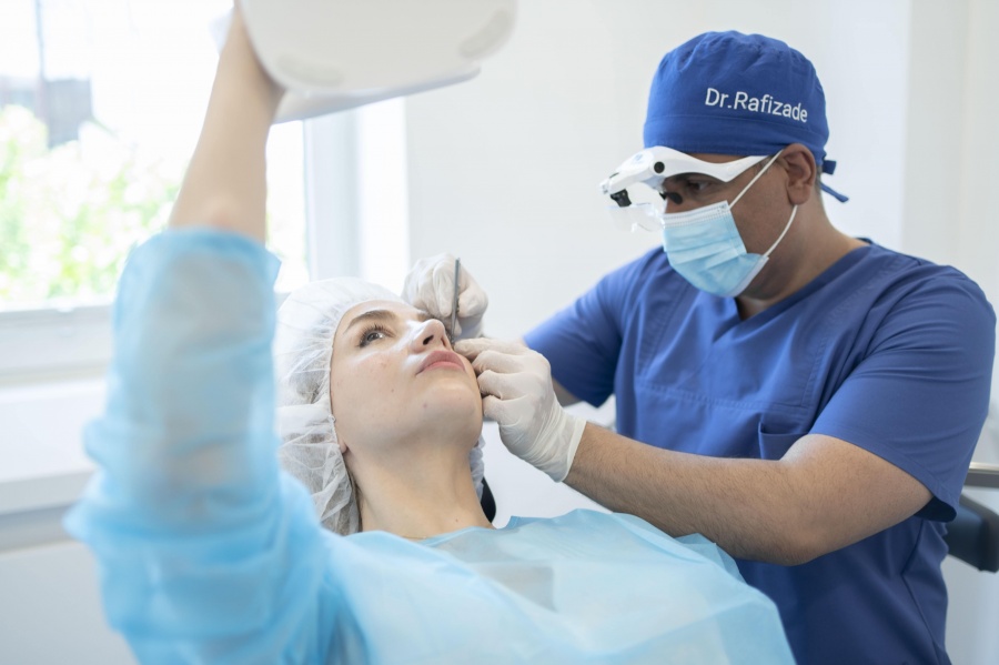 Dr. Parviz Rafiezadeh (FEBO), Mainzer Landstr. 65 in Frankfurt