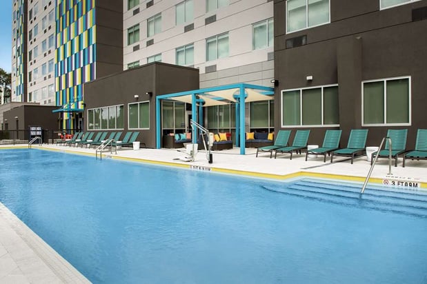 Images Tru by Hilton Orlando Convention Center Area