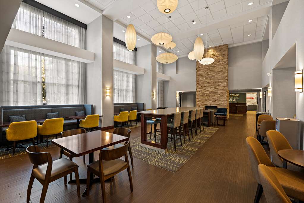Hampton Inn & Suites Poughkeepsie