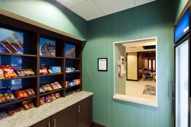 Images Hampton Inn & Suites Denver/Airport-Gateway Park