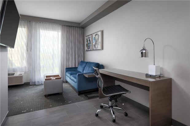 Images Best Western Premier Hotel at Fisher's Landing