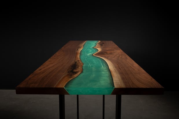 Images SENTIENT Furniture