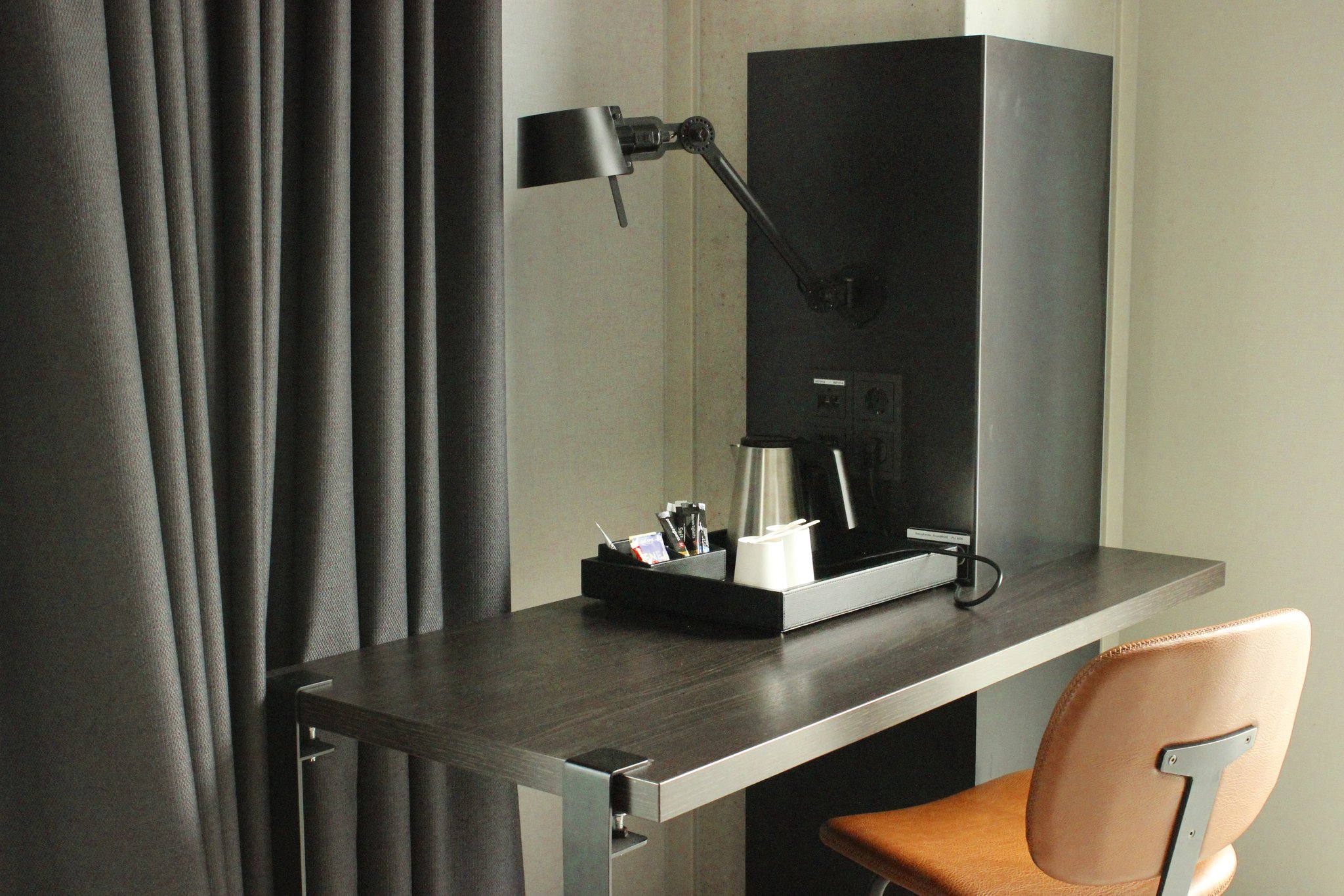 Foto's Holiday Inn - the niu, Fender Amsterdam by IHG
