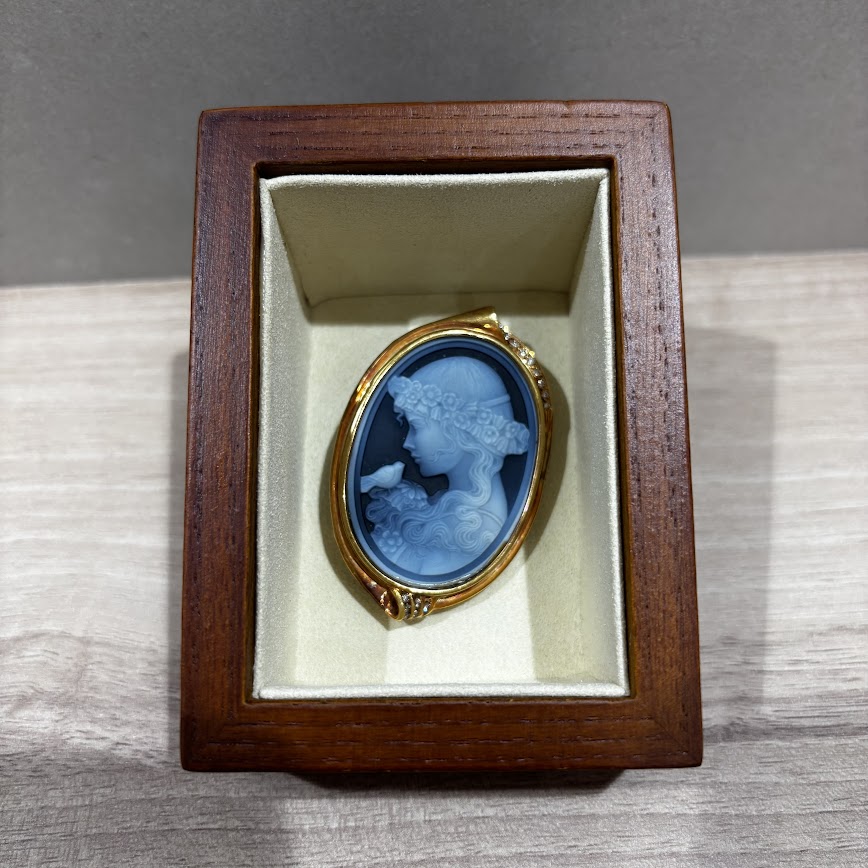 Images KOMEHYO（コメ兵）買取センターリバーウォーク北九州