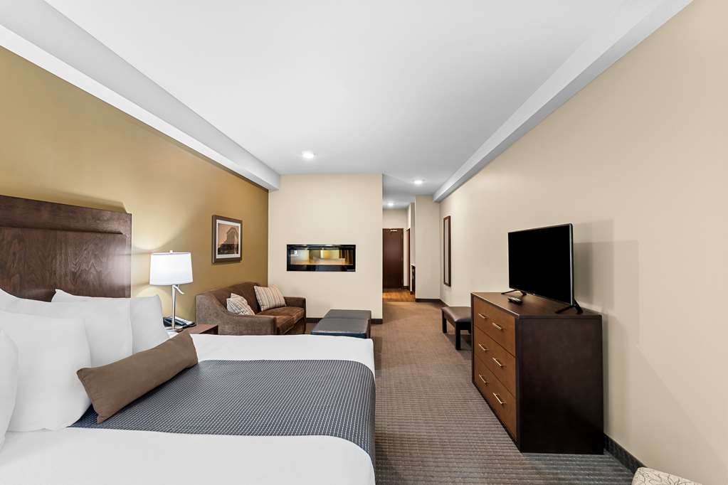 Images Best Western Plus Lacombe Inn & Suites