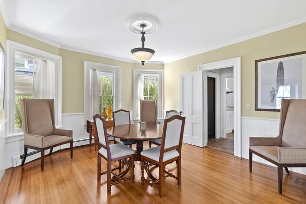 Images Edward Mulderrig Hampton’s Realtor