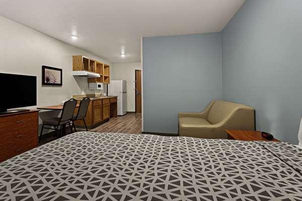Images WoodSpring Suites Macon North I-75
