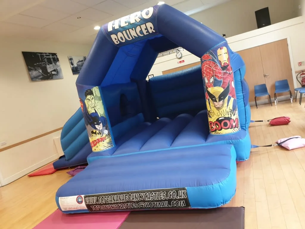Images Top Banana Bouncy Castles