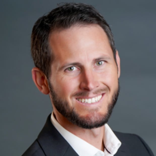 Images Edward Jones - Financial Advisor: Dan Hunter
