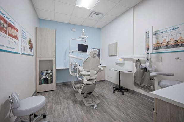 Images Dentists in the Grove
