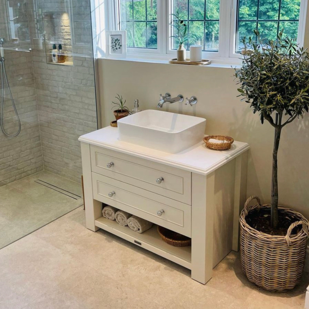 Images Harvey George - Harrogate Bathroom Showroom