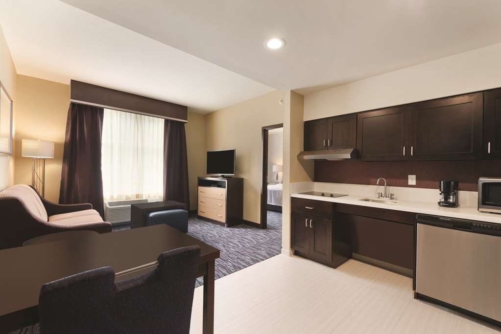 Guest room