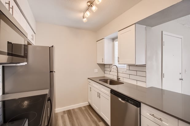 Images Rise Desert West