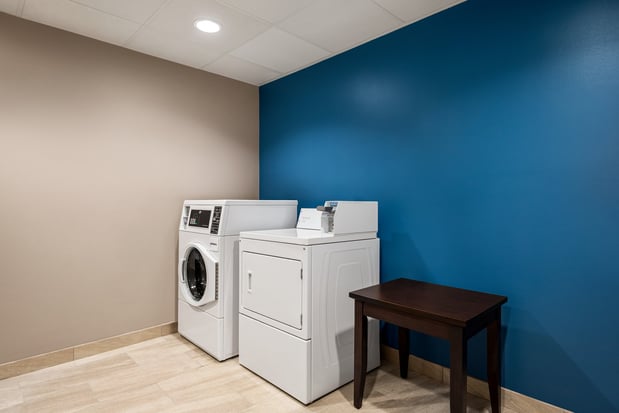 Images Holiday Inn Express & Suites Mobile West - I-10 by IHG