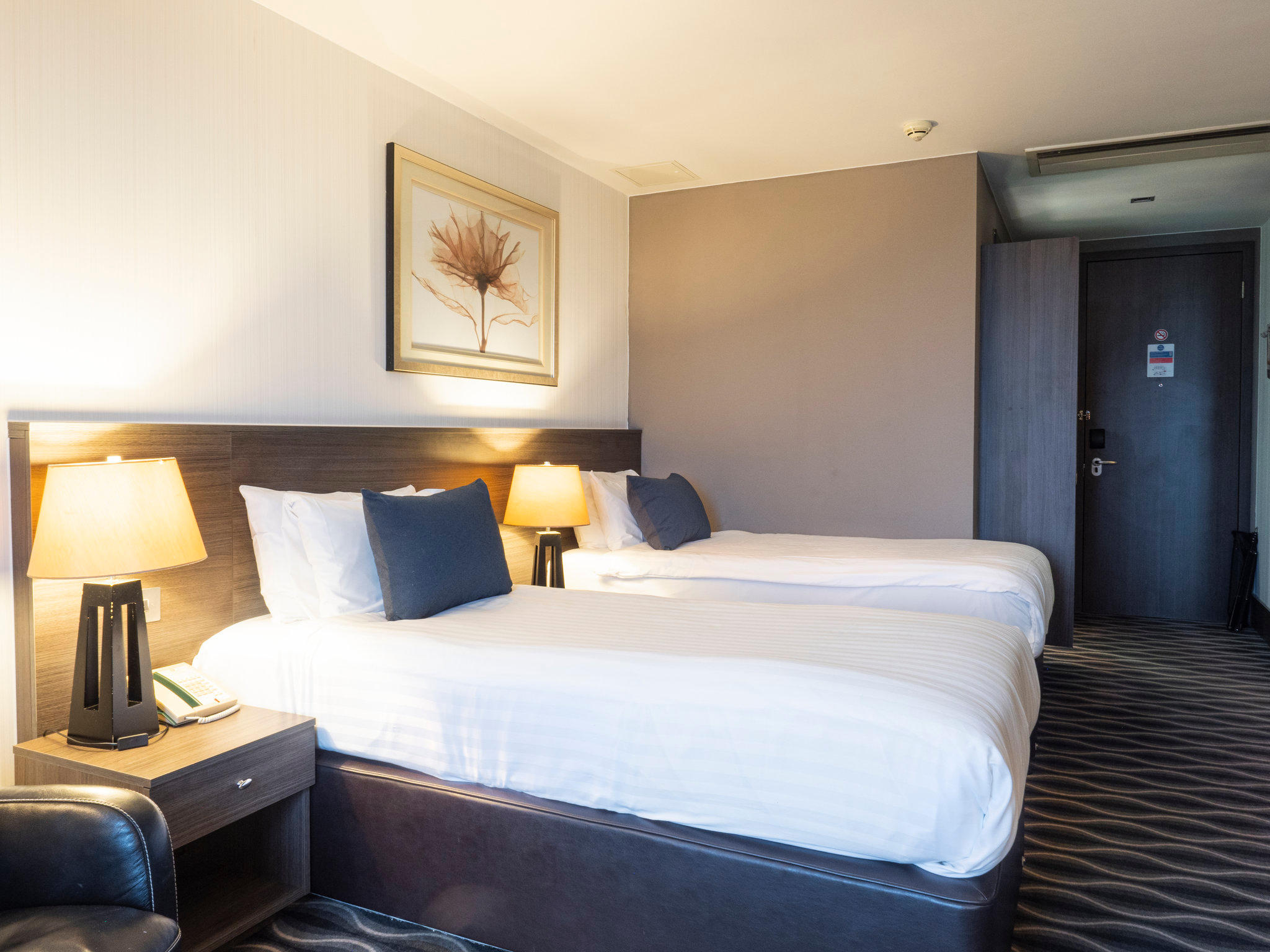 Images Crowne Plaza London - Kingston, an IHG Hotel