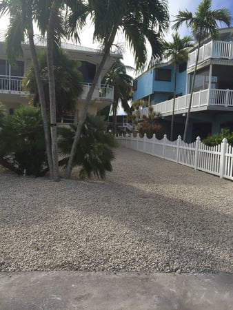 Images Juvier Trucking Corp