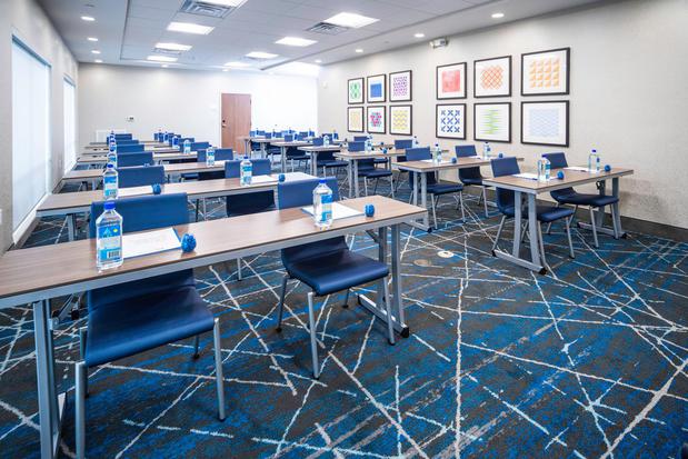 Images Holiday Inn Express & Suites Brevard – City Center by IHG