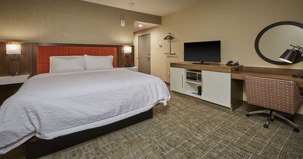 Images Hampton Inn & Suites Roseburg
