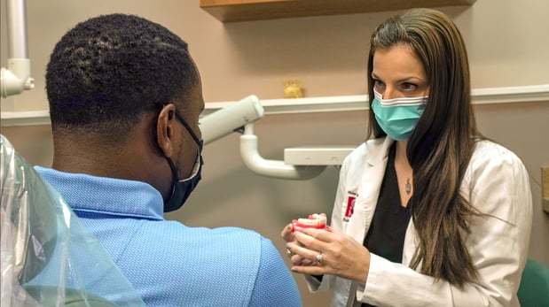Images Victor R. Siegel, DDS