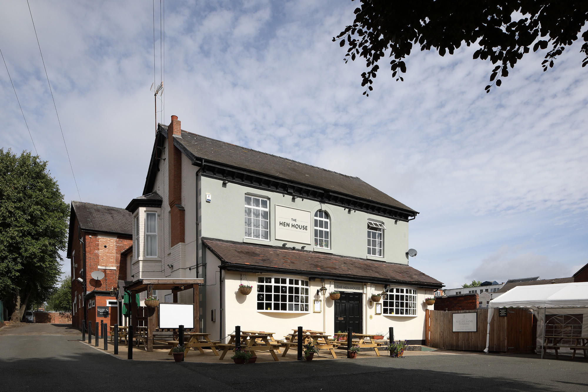 The Hen House - Cannock, Staffordshire WS12 1AR - 01543 222282 | ShowMeLocal.com