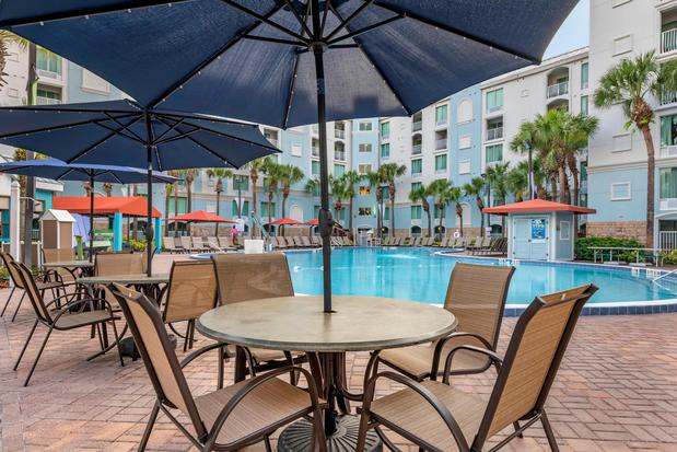 Images Holiday Inn Resort Orlando Lake Buena Vista by IHG