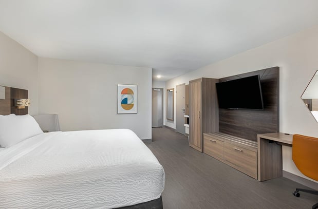 Images Holiday Inn Express Atlanta Airport - North by IHG