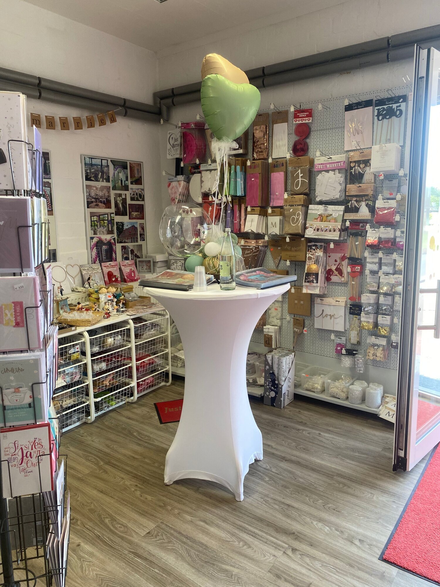 Plambeck & Luftballonwelt, Elbuferstraße 36 in Marschacht