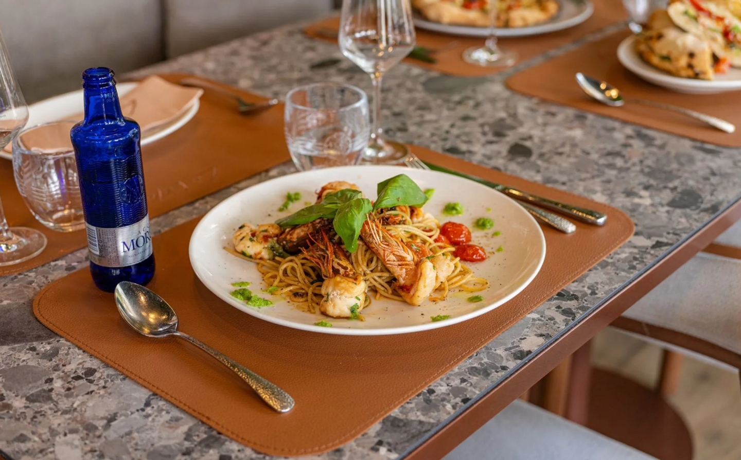 Ristorante La Vetra, Hofackerstr. 42 -46 in Mülheim