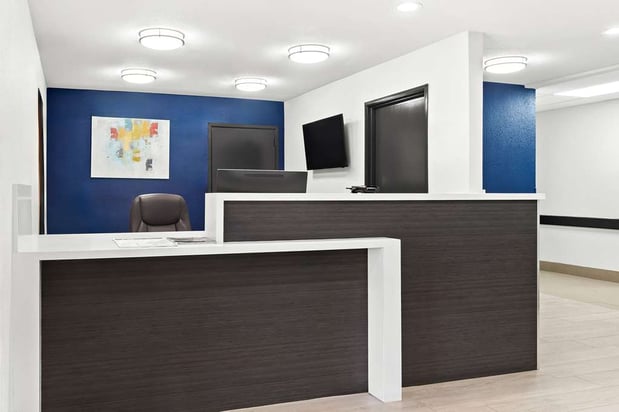 Images SureStay by Best Western Groves