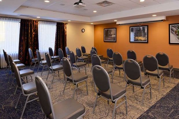 Images Hampton Inn & Suites Albany-East Greenbush