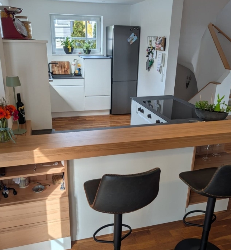 Schreinerei Anzenhofer, Uzstraße 9 in Welden