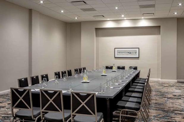 Images DoubleTree by Hilton Hotel Chicago - North Shore Conference Center