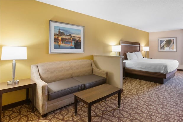 Images Best Western Plus Belle Meade Inn & Suites