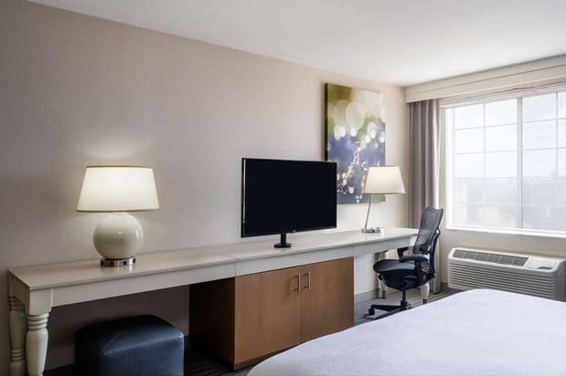 Images Hilton Garden Inn Bakersfield