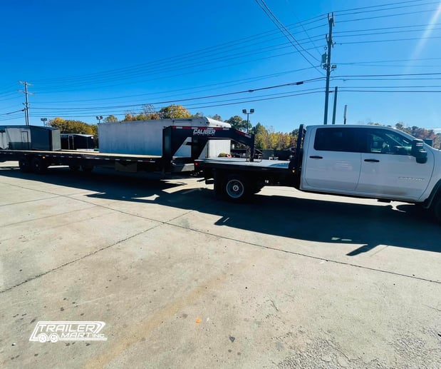 Images Trailer Mart Inc