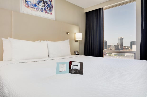 Images Crowne Plaza Dallas Downtown by IHG