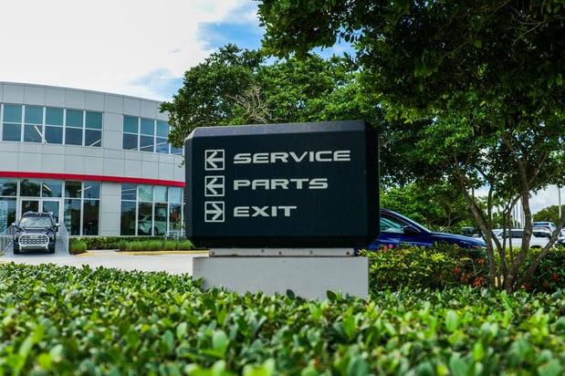 Images Lexus of Kendall Service