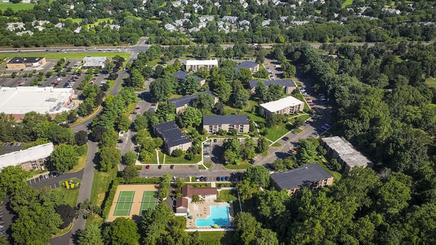 Images Summit Trace Apartments