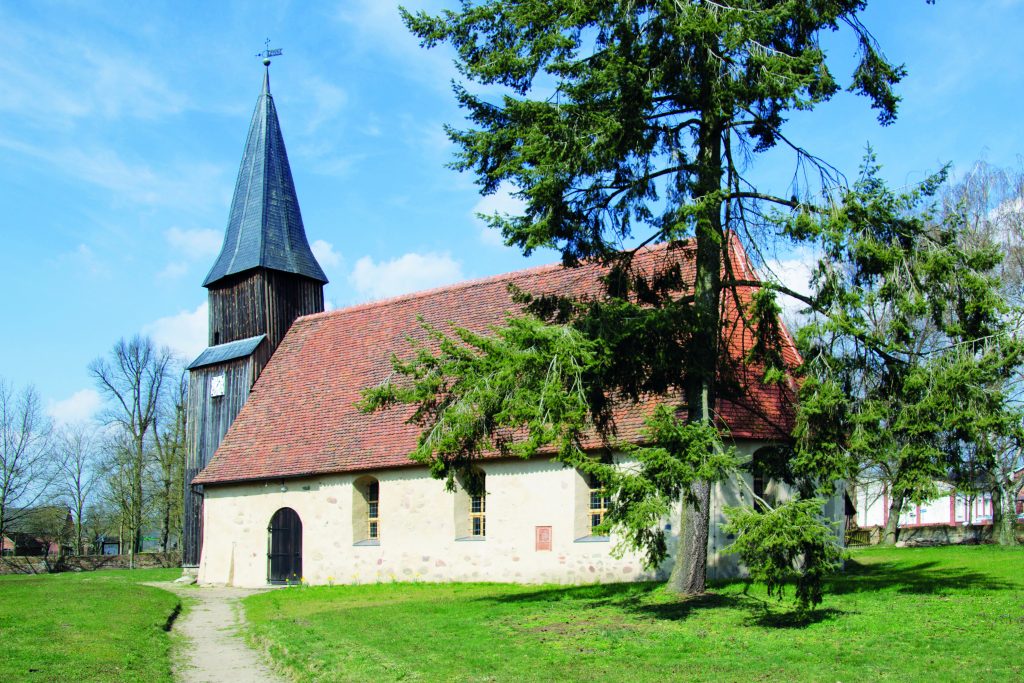 Kirche Lanz - Pfarrsprengel Lenzen-Lanz-Seedorf, Am Ring in Lanz
